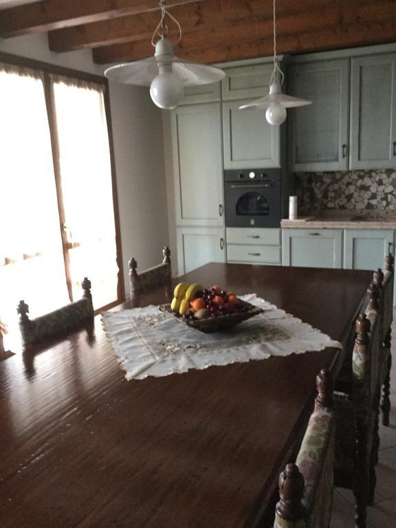 Villa Casatragliulivi Marone Habitación foto